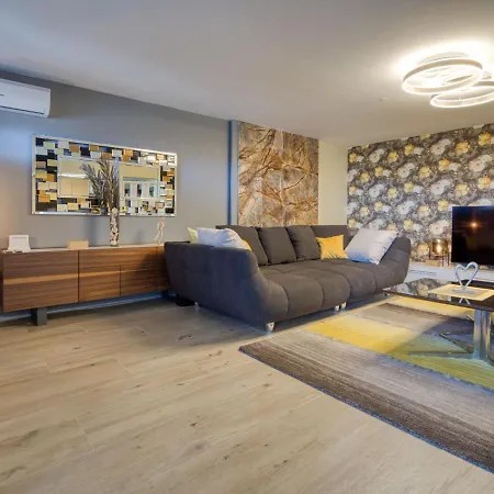 Deluxe Bellissima By Interhome Apartment