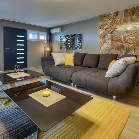 Deluxe Bellissima By Interhome *